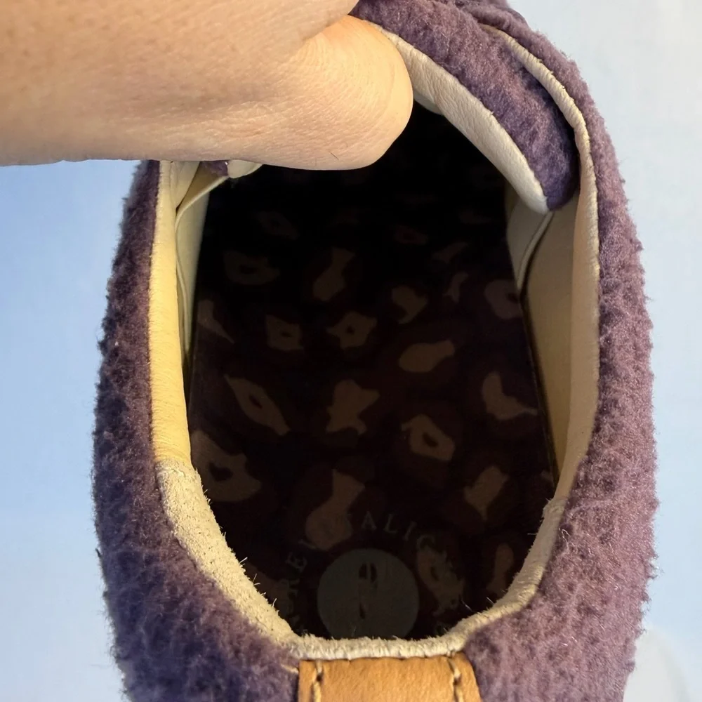 Revitalign Malibu Teddy Fleece Sneakers Orthotic Slip On Purple Sz 9 D Wide EUC